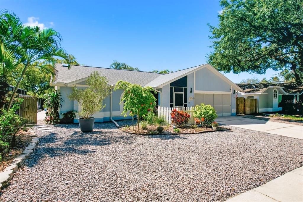726 CRYSTAL DRIVE, PALM HARBOR, FL — photo 4 of 44