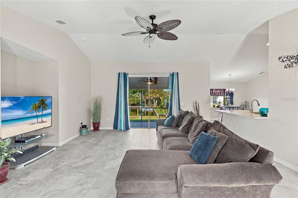 10554 LIVE OAK ROAD, PORT CHARLOTTE, FL — photo 4 of 30