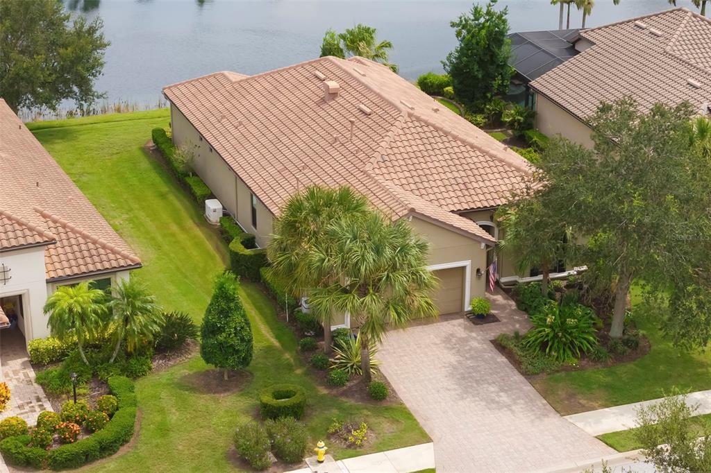 5231 CASTELLO LANE, LAKEWOOD RANCH, FL — photo 2 of 30
