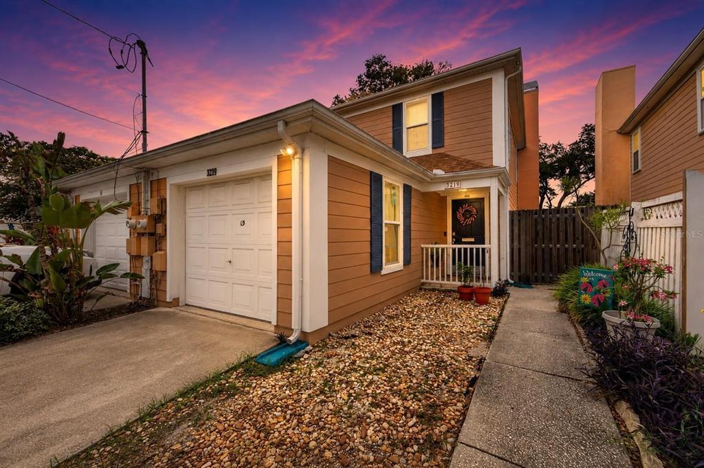 3219 W SANTIAGO STREET UNIT B