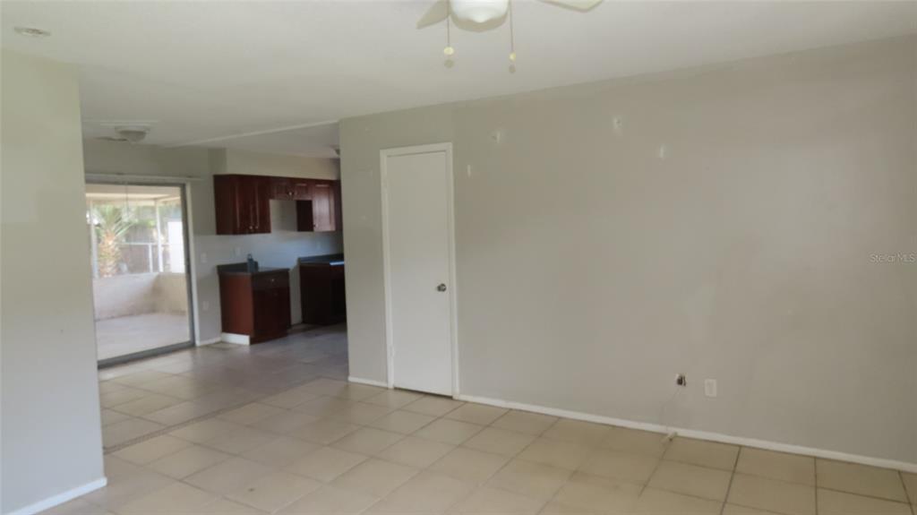 2527 21ST AVENUE SW, LARGO, FL — photo 5 of 25