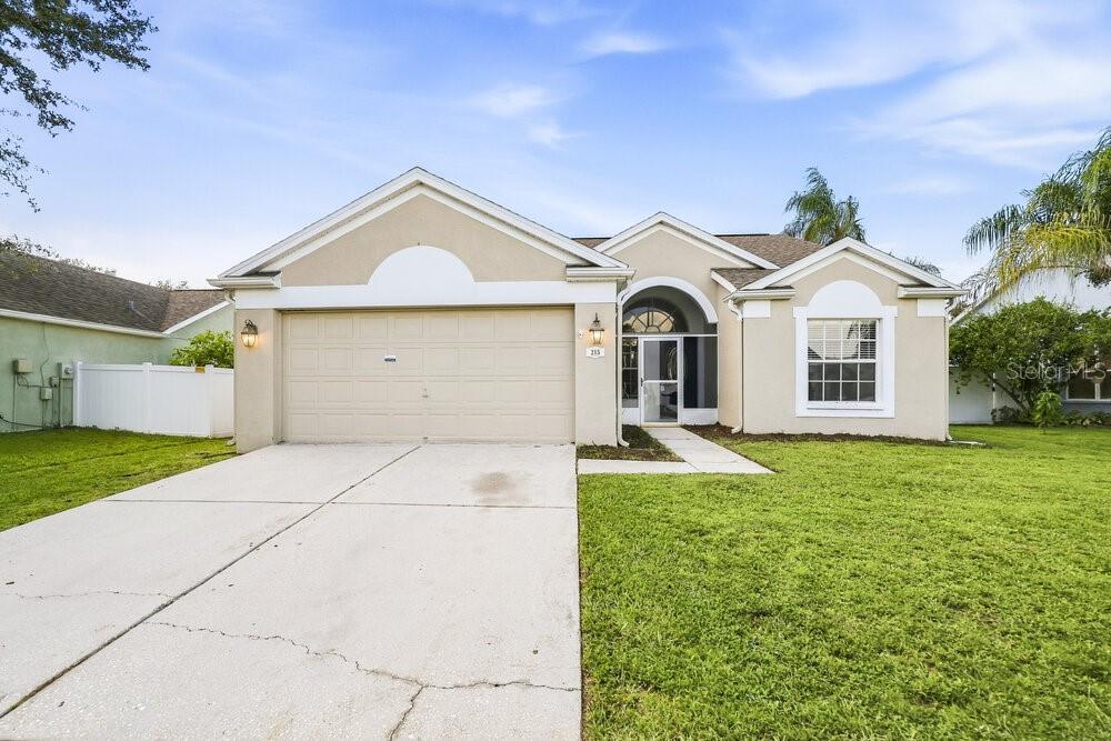 215 ISLAND WATER WAY