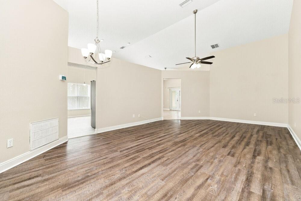215 ISLAND WATER WAY, APOLLO BEACH, FL — photo 3 of 16