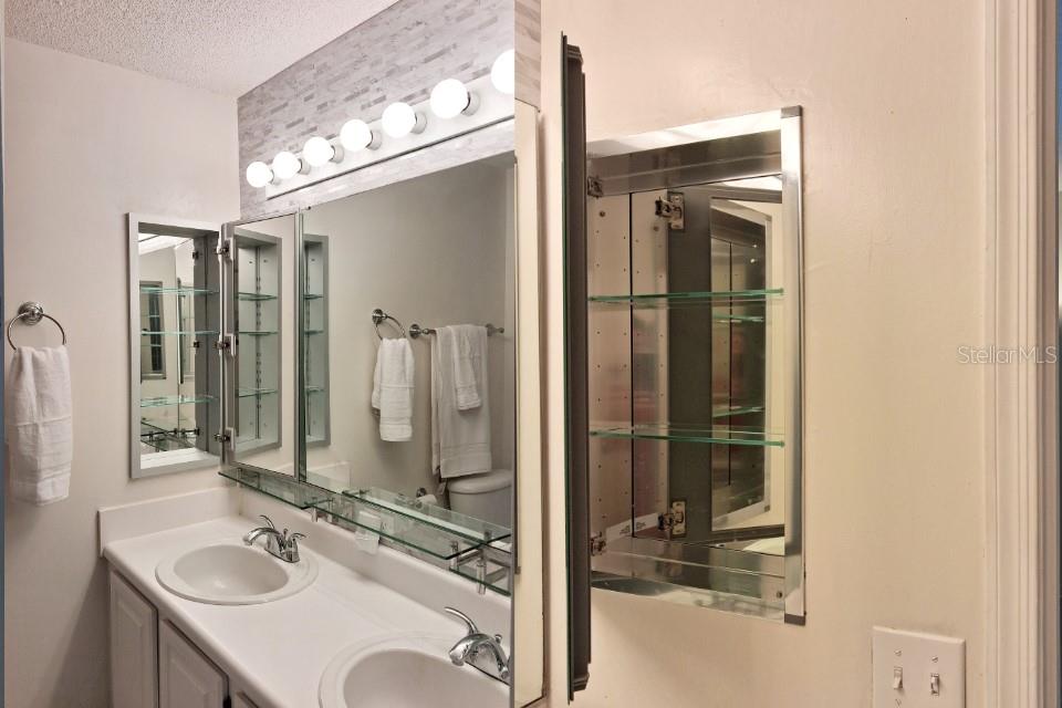 10000 SW 52ND AVENUE UNIT 00, GAINESVILLE, FL — photo 3 of 30