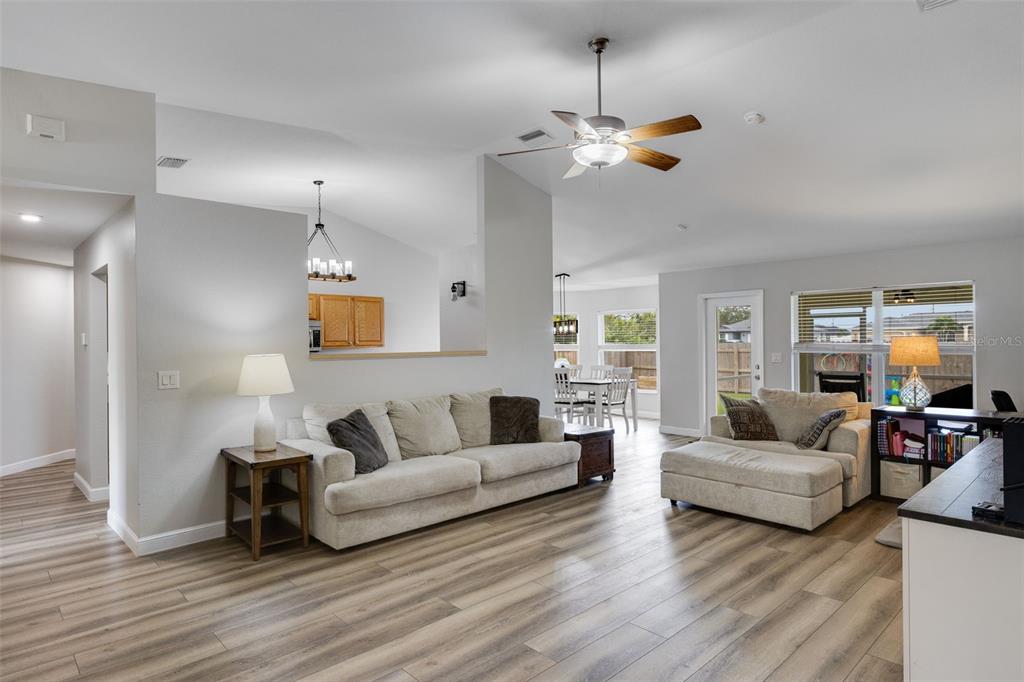 1732 NW 15TH TERRACE, CAPE CORAL, FL — photo 4 of 30
