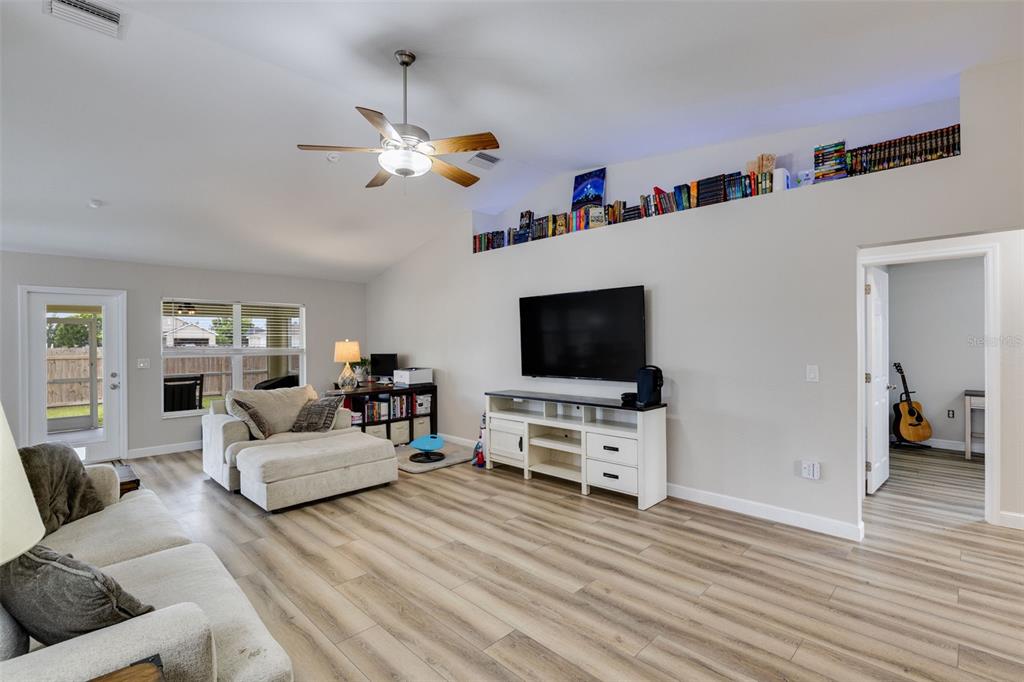 1732 NW 15TH TERRACE, CAPE CORAL, FL — photo 5 of 30