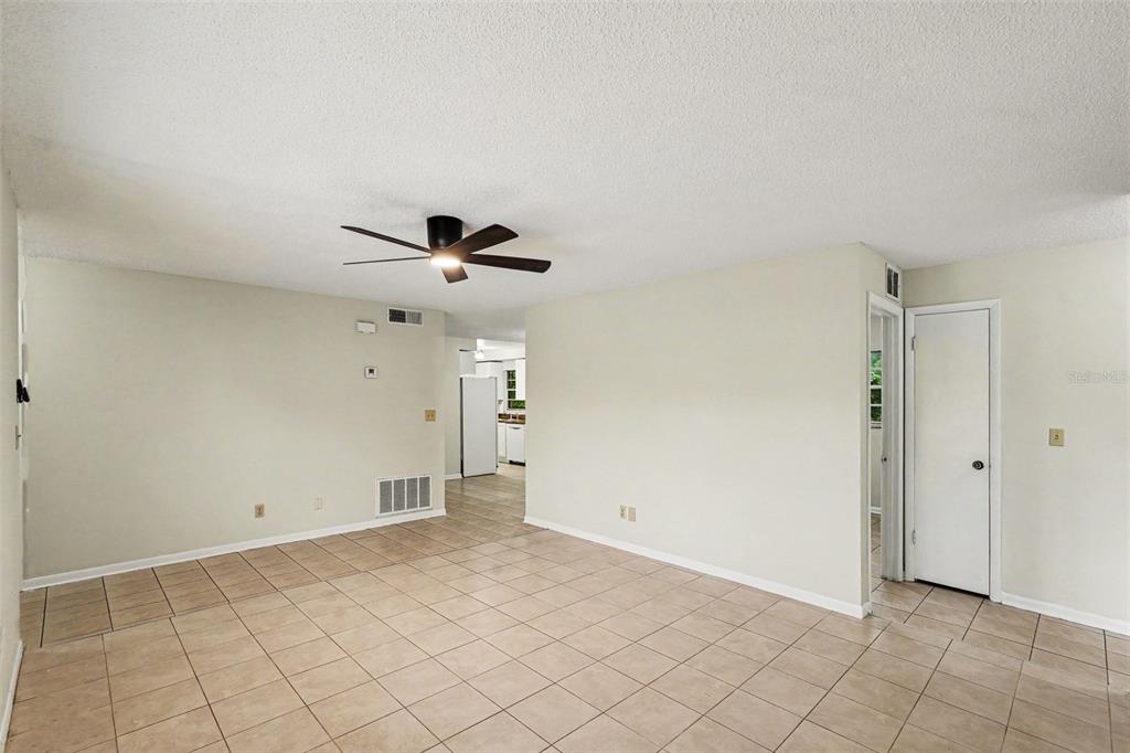 1122 ESTATEWOOD DRIVE, BRANDON, FL — photo 5 of 17