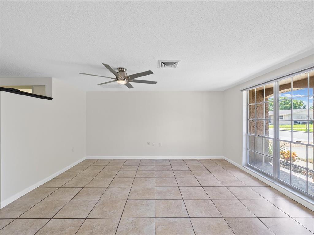 6805 ALTAVISTA STREET, PORT RICHEY, FL — photo 3 of 30