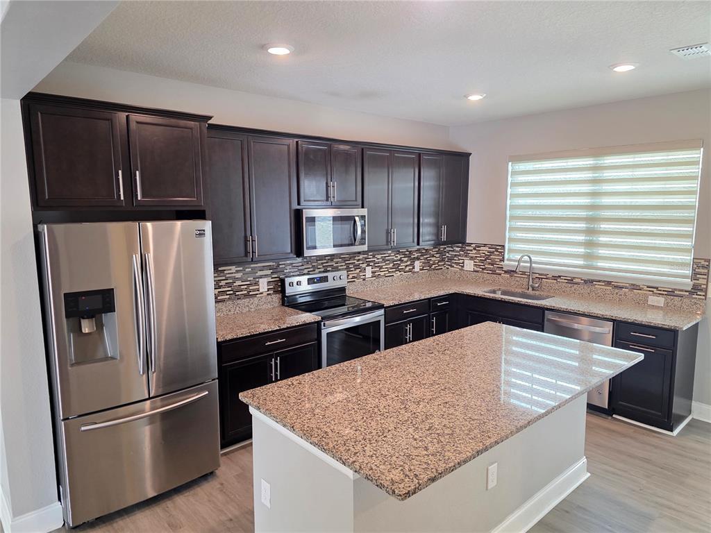 1511 SWEET APPLE STREET, OAKLAND, FL — photo 3 of 30