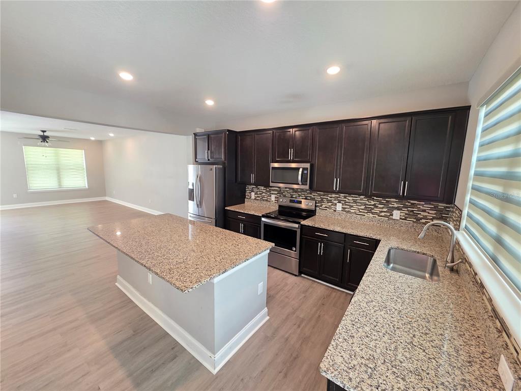1511 SWEET APPLE STREET, OAKLAND, FL — photo 5 of 30