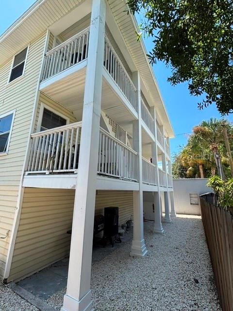 717 DARTMOOR STREET N, ST PETERSBURG, FL — photo 2 of 17