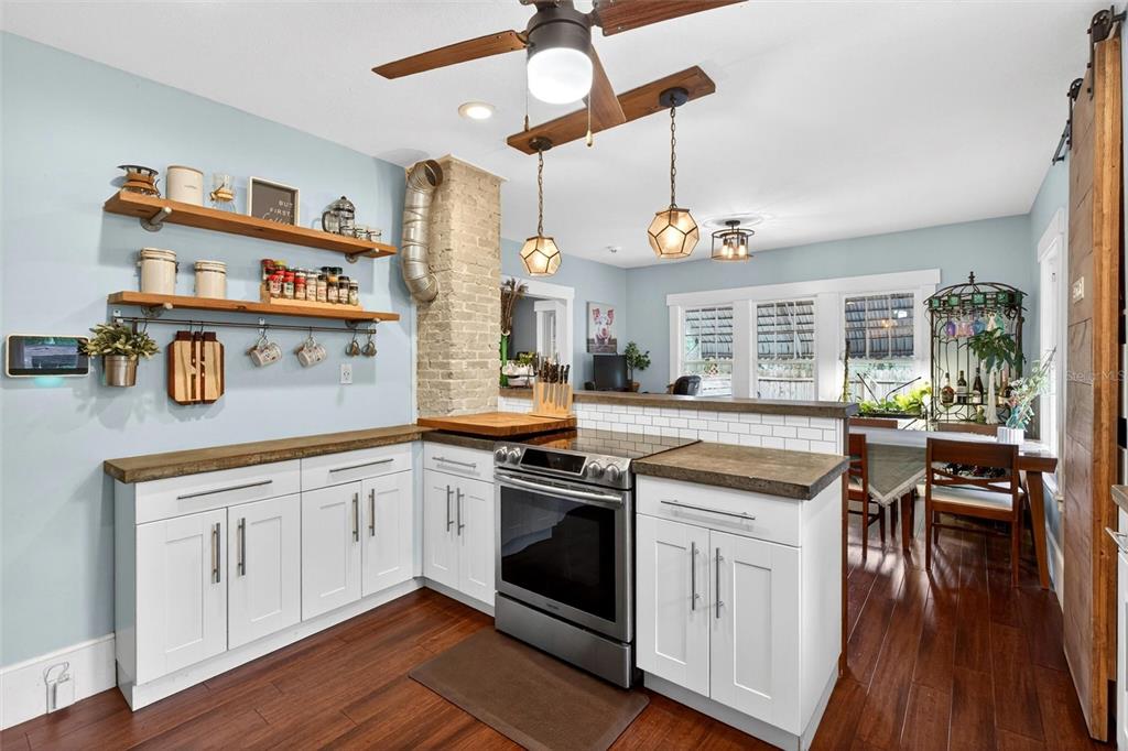 1160 W RICH AVENUE, DELAND, FL — photo 4 of 30