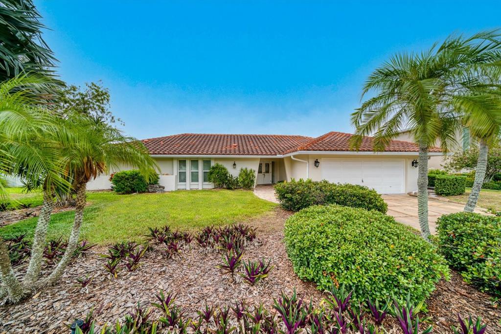 206 POINCIANA LANE