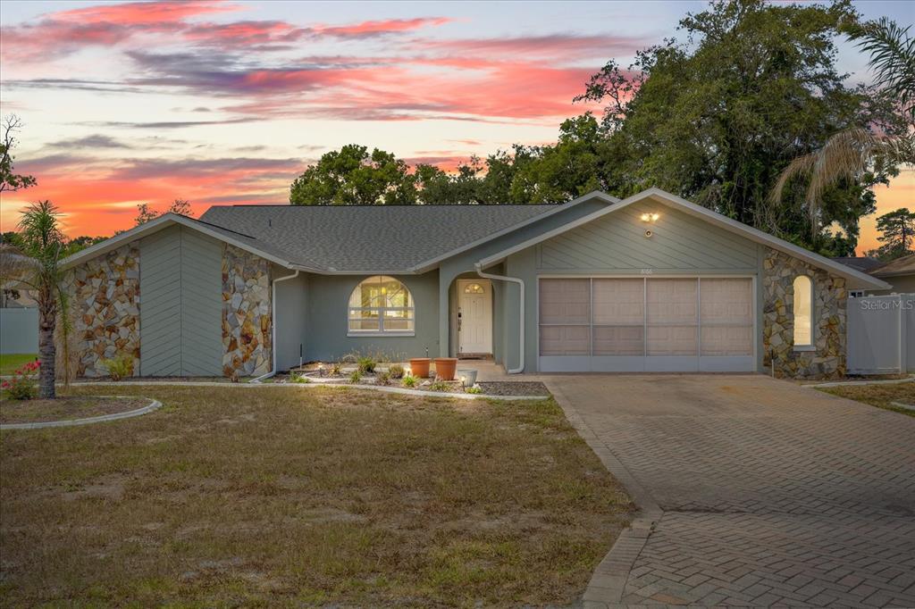 8166 WINDING OAK LANE
