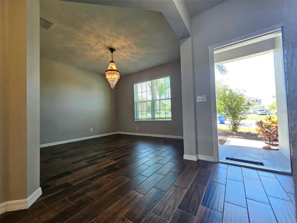 11908 GREENCHOP PLACE, RIVERVIEW, FL — photo 5 of 30