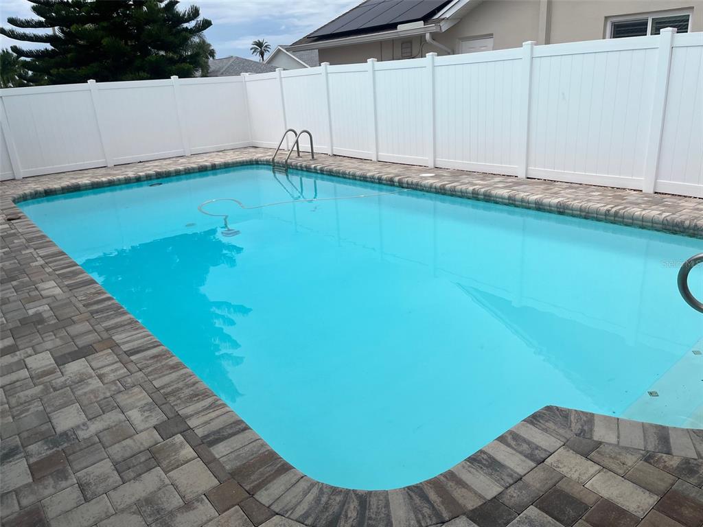 601 64TH AVENUE, ST PETE BEACH, FL — photo 3 of 24
