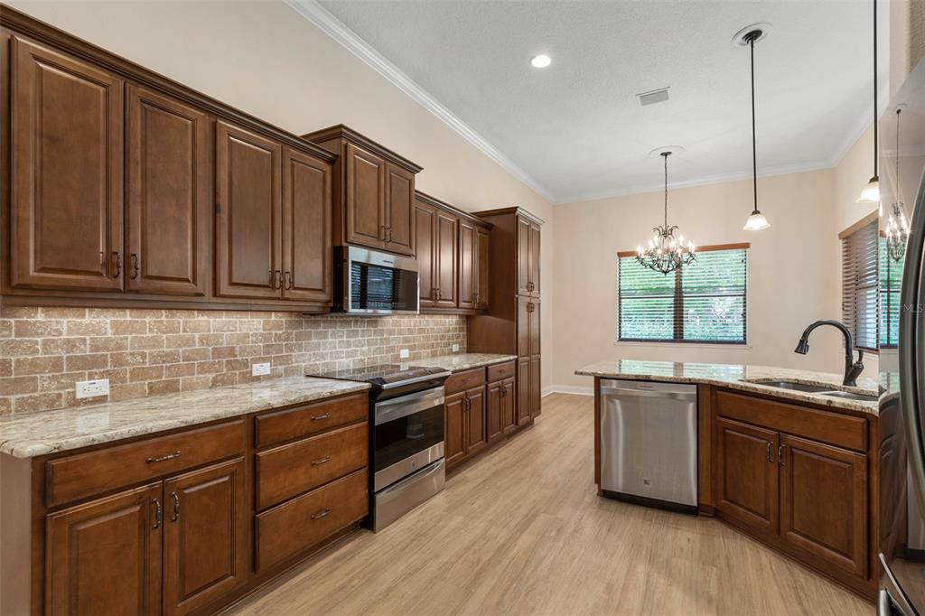 9 RIVER OAKS WAY, PALM COAST, FL — photo 3 of 30