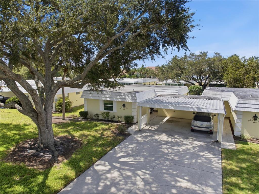 5826 DRIFTWOOD PLACE, SARASOTA, FL — photo 2 of 30