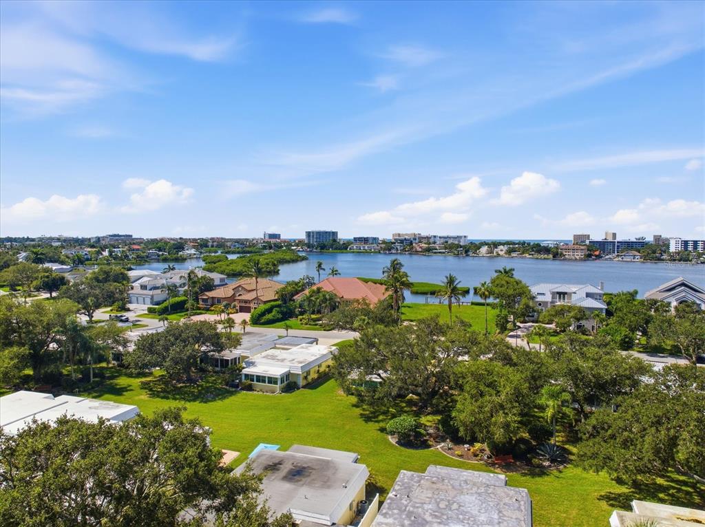 5826 DRIFTWOOD PLACE, SARASOTA, FL — photo 5 of 30