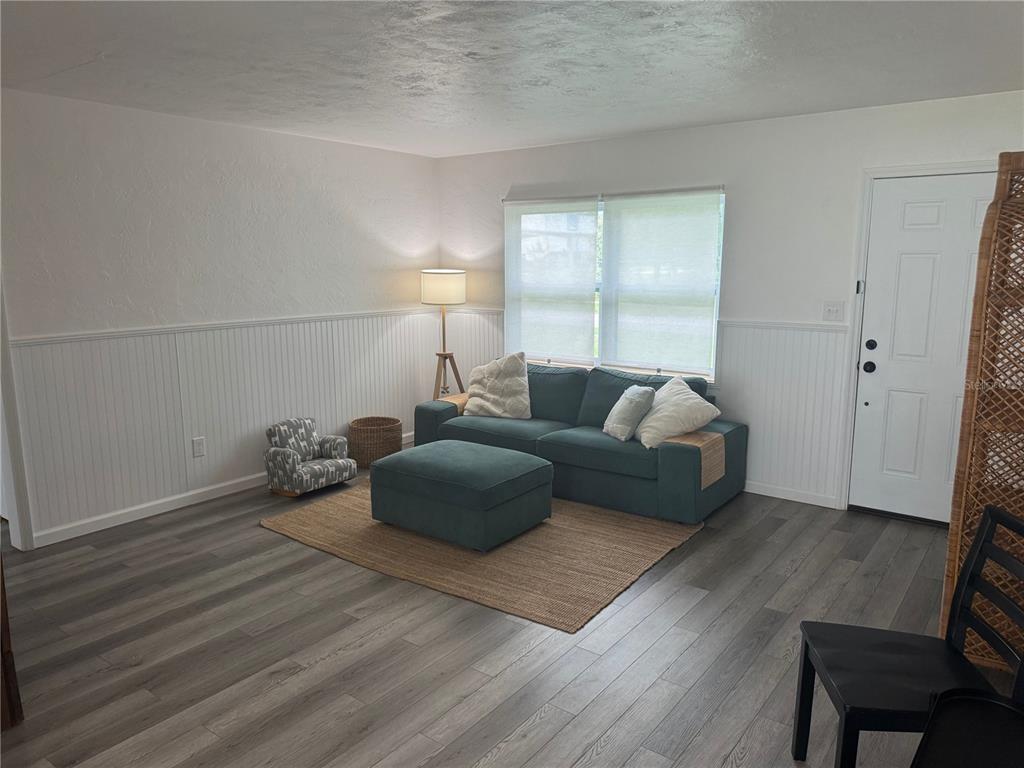 1421 NE 18TH AVENUE, GAINESVILLE, FL — photo 4 of 30