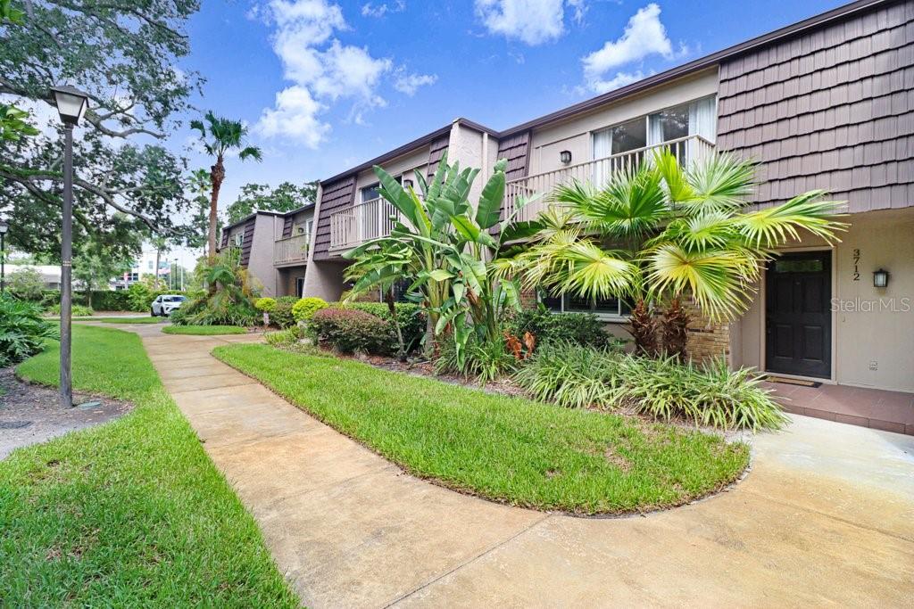 3712 CARROLLBROOK ROAD UNIT 3712