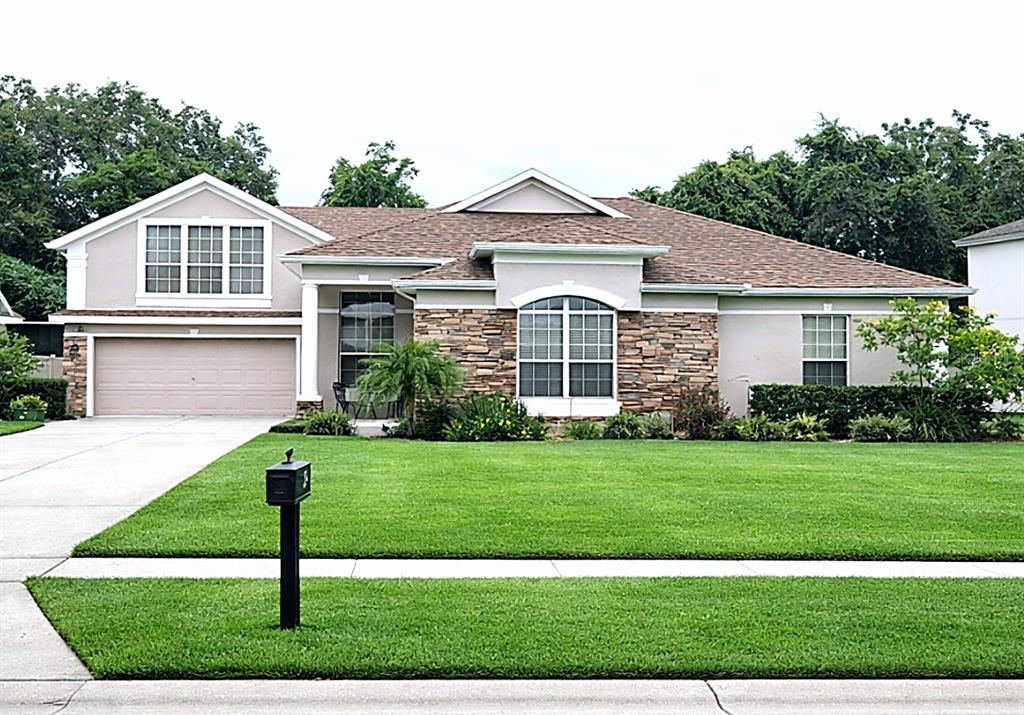 326 LARGOVISTA DRIVE