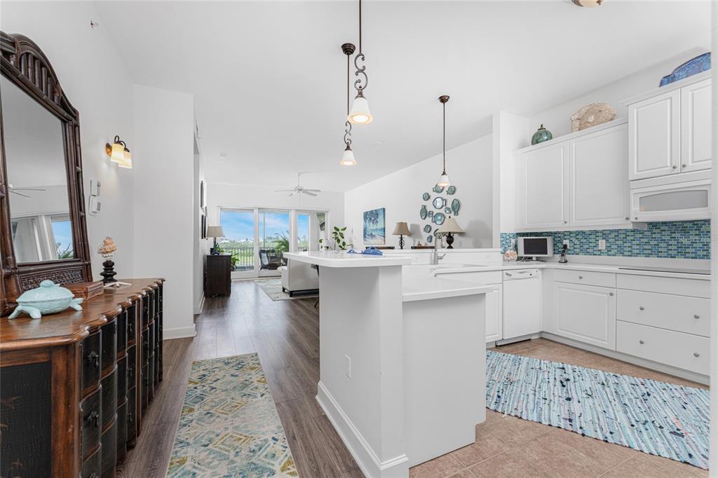 11100 HACIENDA DEL MAR BOULEVARD UNIT 202, PLACIDA, FL — photo 5 of 30