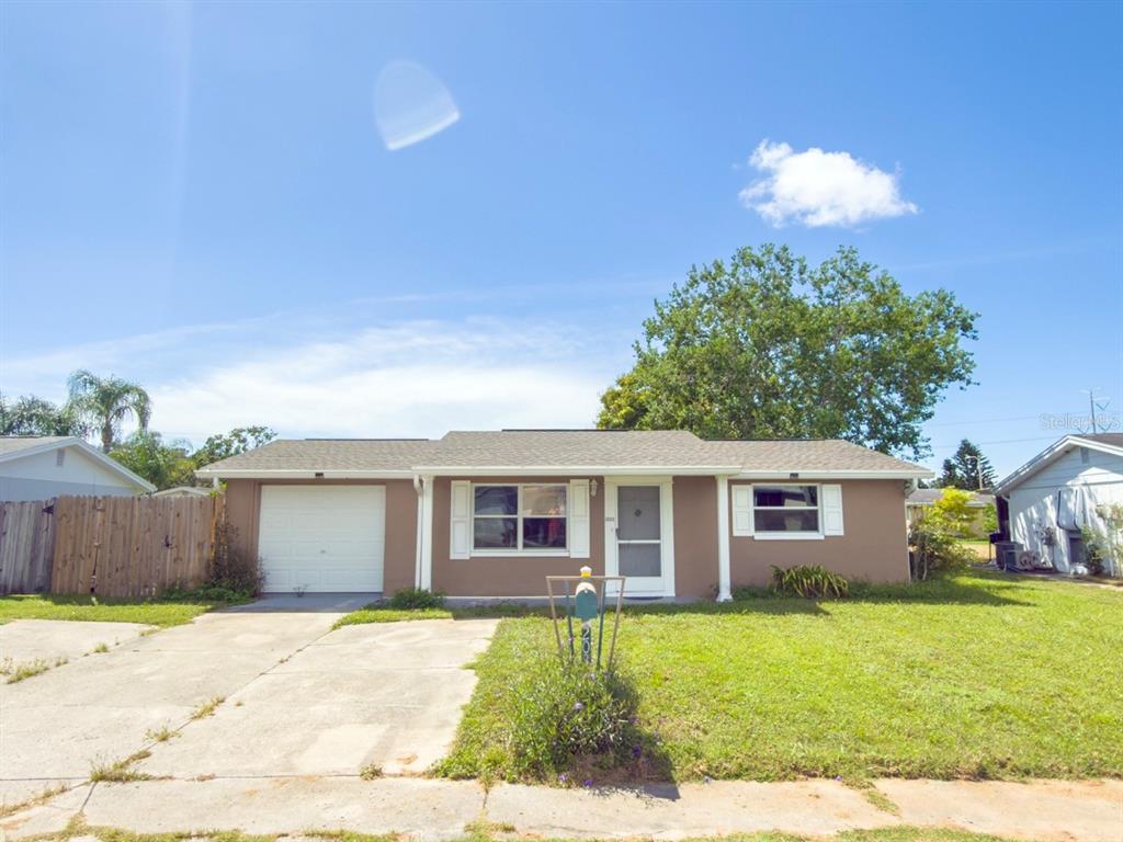 2033 ESSEX DRIVE