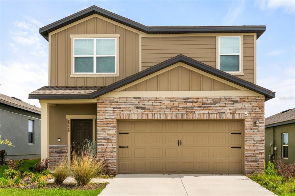 8720 SPORTSMAN LOOP