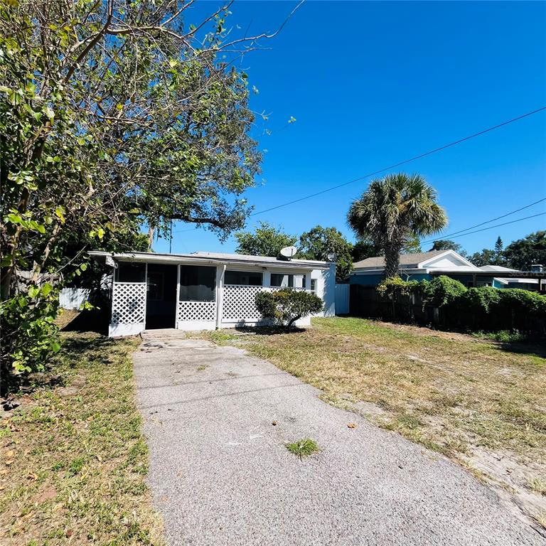 920 E SENECA AVENUE, TAMPA, FL — photo 4 of 27