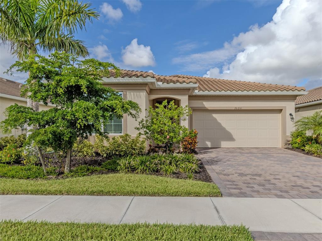 20261 SYMPHONY PLACE, VENICE, FL — photo 2 of 30