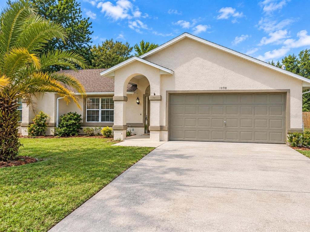 1098 W SEAGATE DRIVE, DELTONA, FL — photo 2 of 41