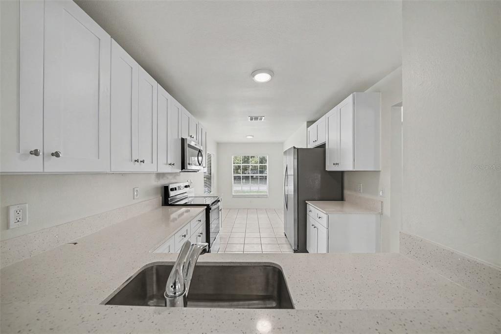 317 MORNING CREEK CIRCLE, APOPKA, FL — photo 5 of 15