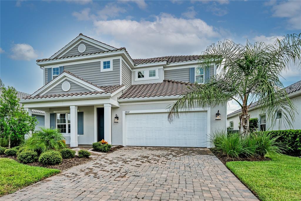 2802 BUTTERFLY JASMINE TRAIL