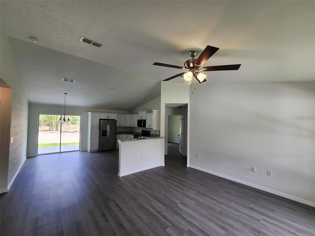 10277 SE 158TH PLACE, SUMMERFIELD, FL — photo 2 of 10