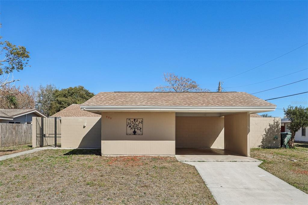 950 BAYWARD LANE