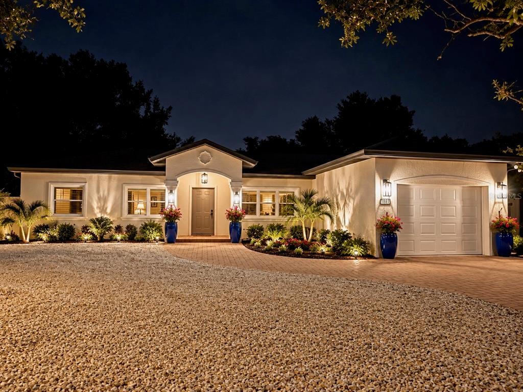 1881 ORCHID STREET, SARASOTA, FL — photo 2 of 10