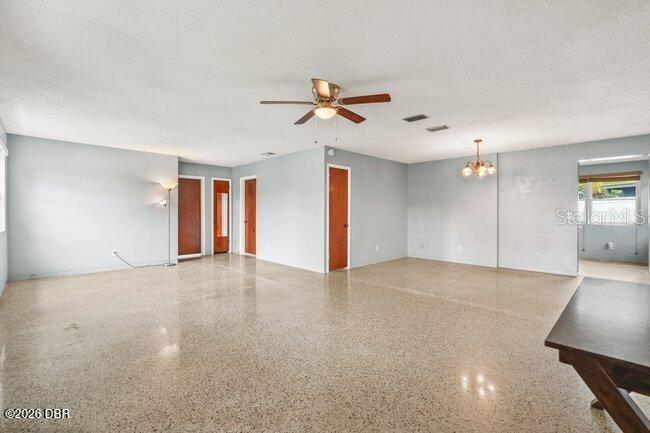 1002 THUNDERBIRD DRIVE, DAYTONA BEACH, FL — photo 4 of 18