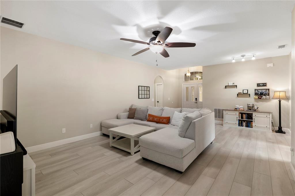 10227 ANDOVER POINT CIRCLE, ORLANDO, FL — photo 4 of 15