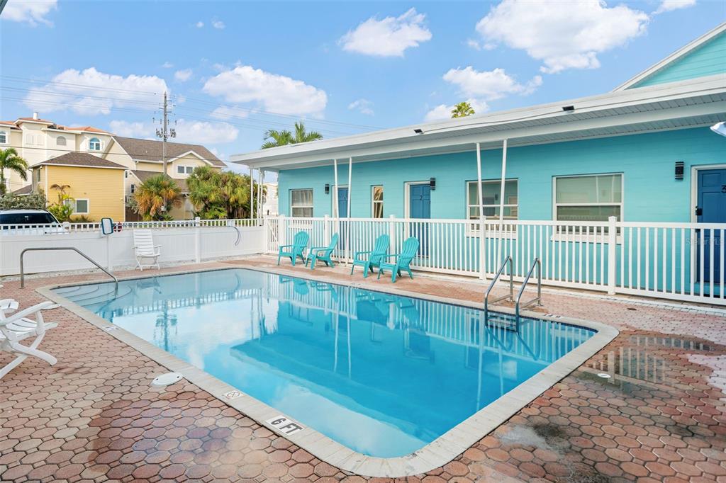 13343 GULF BOULEVARD UNIT B5, MADEIRA BEACH, FL — photo 3 of 24