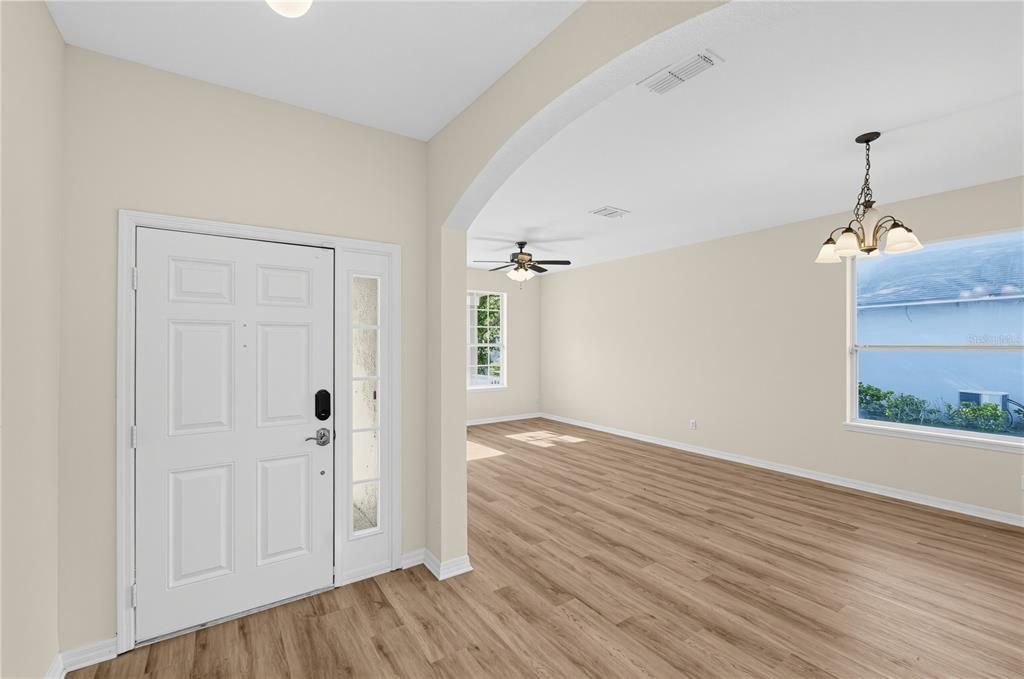 34061 FORTUNADO STREET, SORRENTO, FL — photo 3 of 24