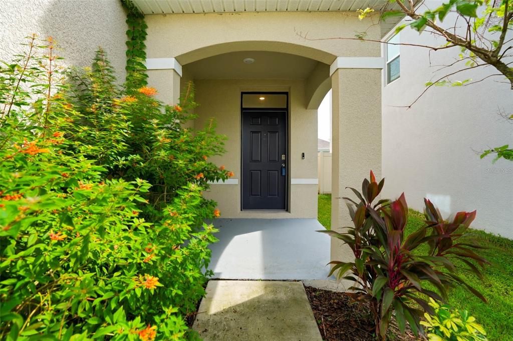 5674 BANBURY RIDGE RUN, WESLEY CHAPEL, FL — photo 5 of 30