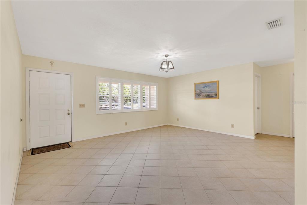 867 FLORALAND AVENUE, SEBASTIAN, FL — photo 3 of 30