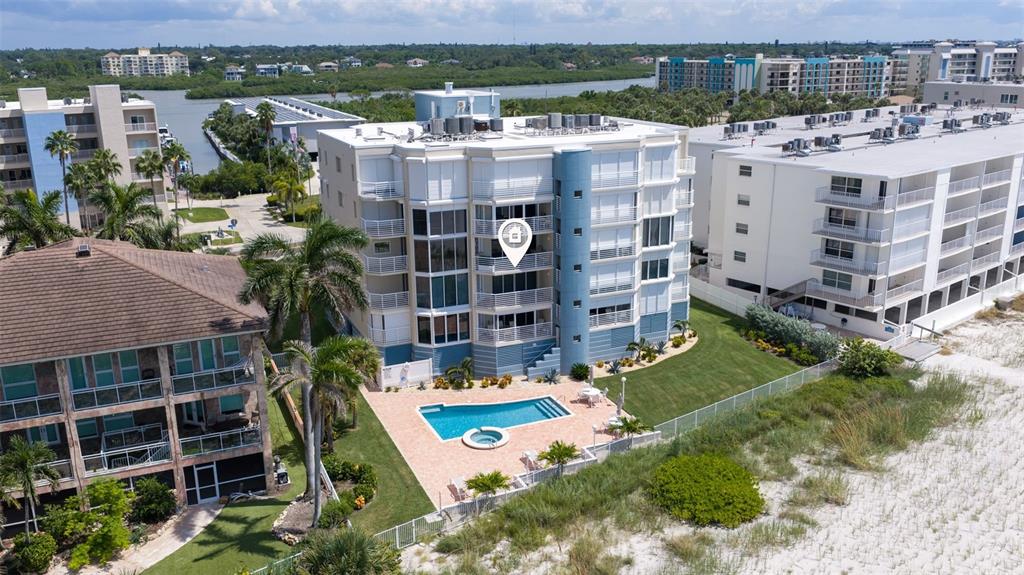 19616 GULF BOULEVARD UNIT 302, INDIAN SHORES, FL — photo 5 of 49