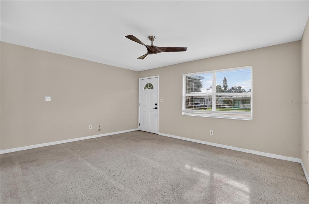 5214 15TH AVENUE S, GULFPORT, FL — photo 3 of 26