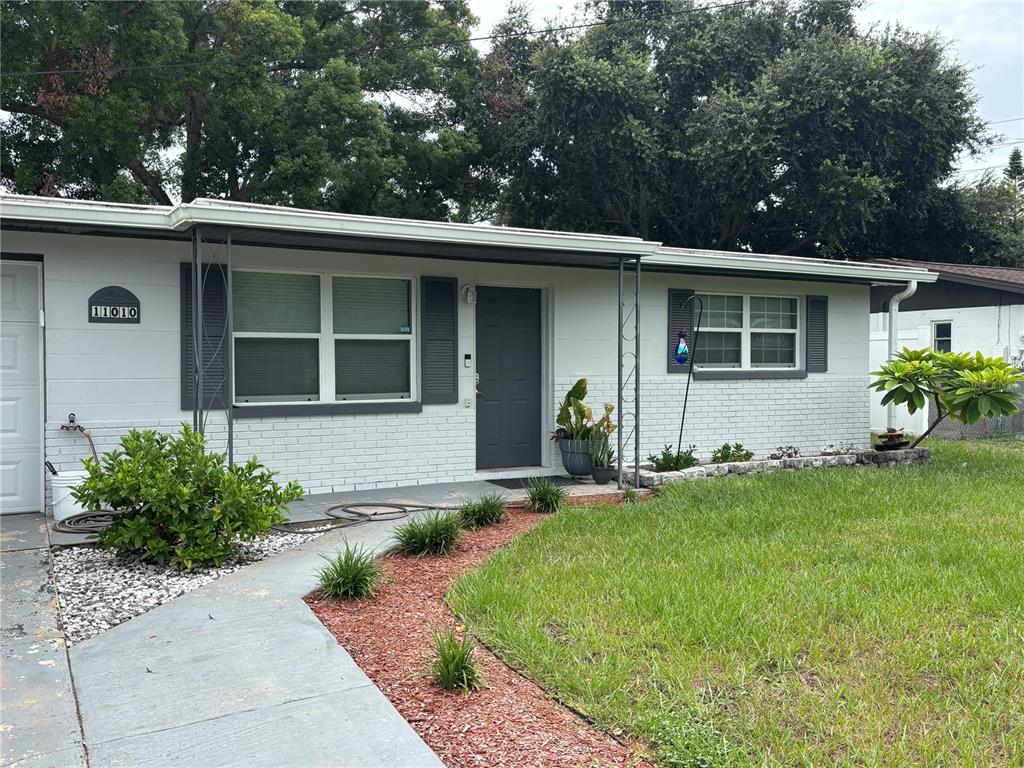 11010 HASSLE AVENUE, PORT RICHEY, FL — photo 2 of 19