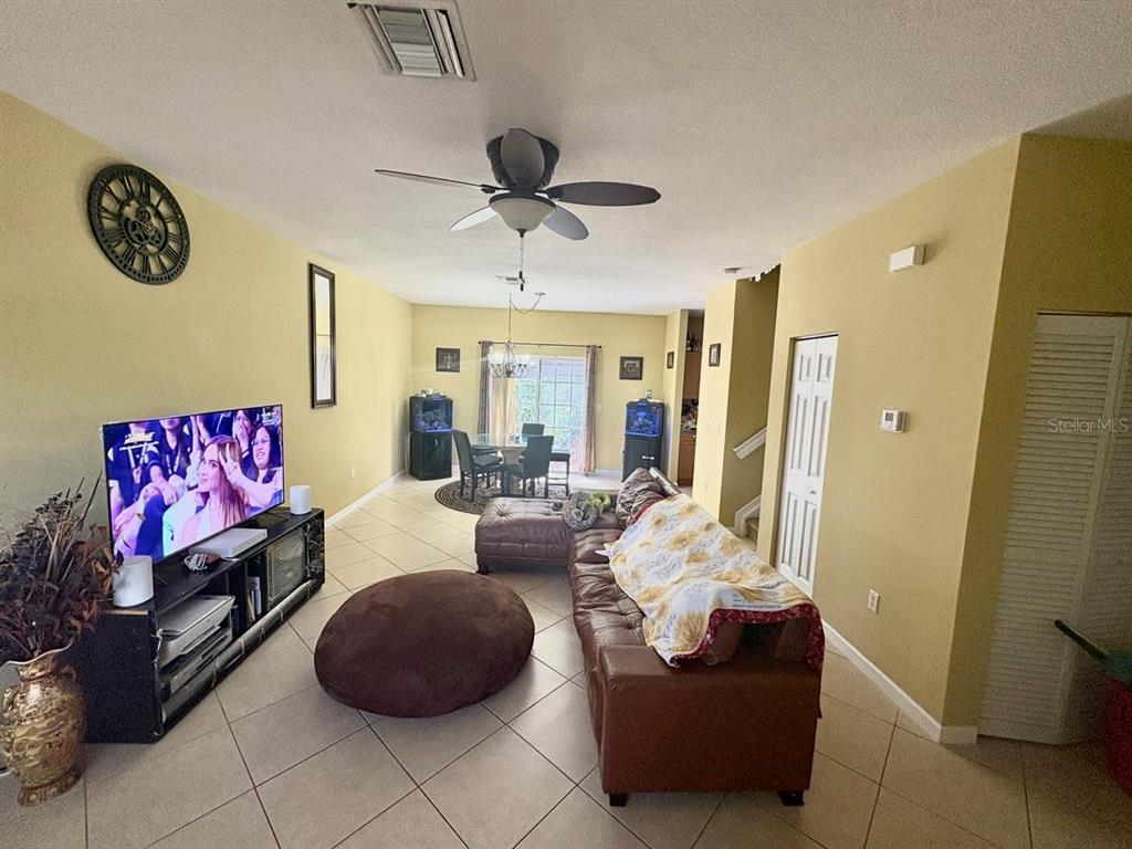 7668 S STONECREEK CIRCLE, HOLLYWOOD, FL — photo 5 of 17