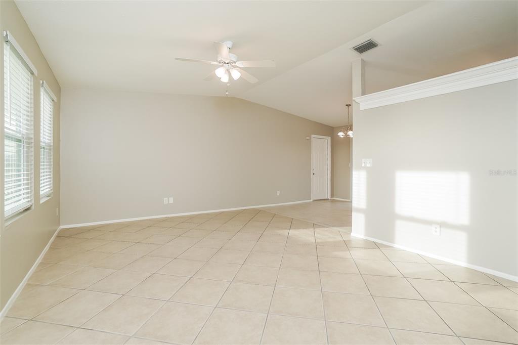 1206 NE 5TH PLACE, CAPE CORAL, FL — photo 2 of 16
