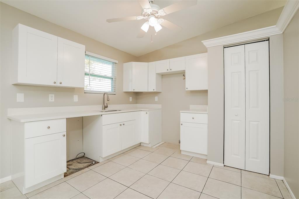1206 NE 5TH PLACE, CAPE CORAL, FL — photo 5 of 16