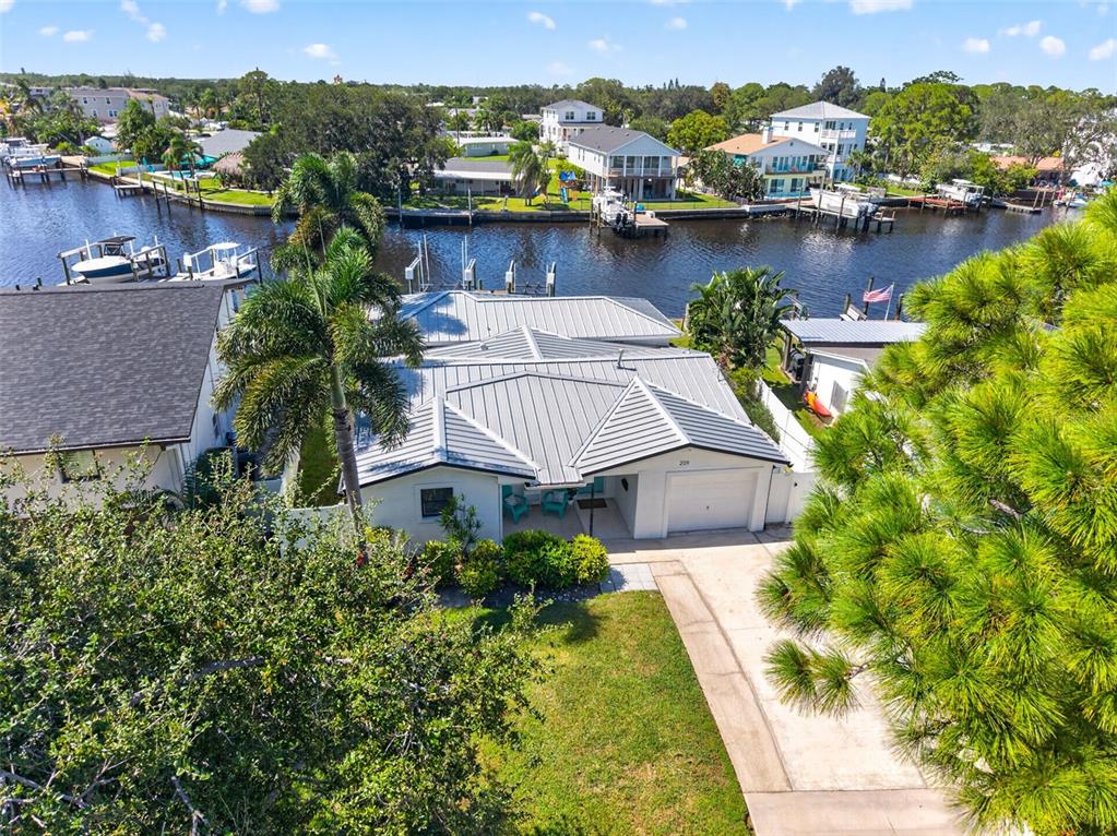 209 TALLAHASSEE DRIVE NE